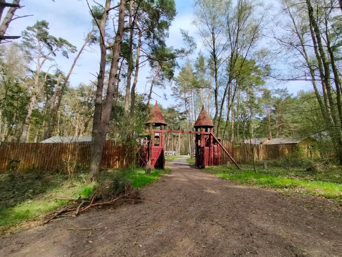 Villa Osrodek Wypoczynkowy Skrzat Pobierowo Exterior foto